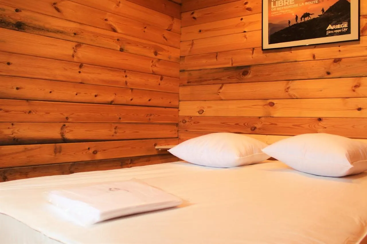 Bed & Breakfast Chalet Estive Saint-Ybars