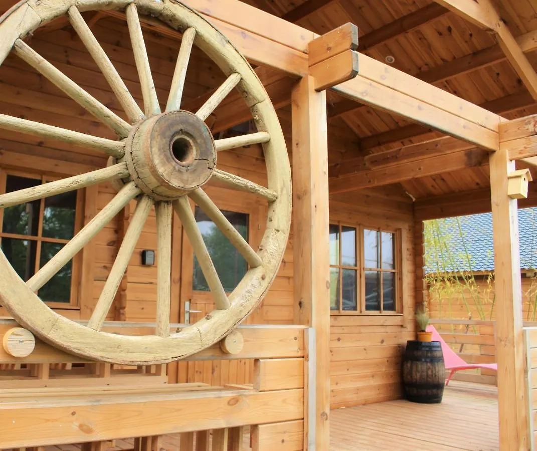 Chalet Estive Saint-Ybars Bed & Breakfast